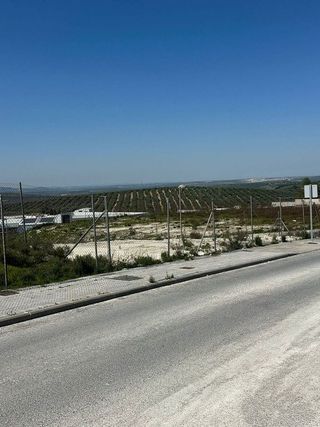 Solar en venta en Lucena