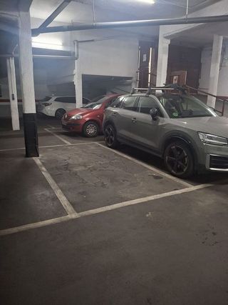 Garaje en venta en El Centre en Esplugues de Llobregat