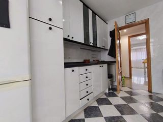 Piso en alquiler en Reyes Católicos en Alcalá de Henares