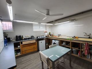 Local comercial en alquiler en Centro Ciudad en Paterna