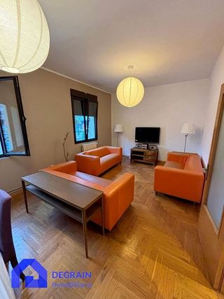 Piso en alquiler en Tenderina Alta - Fozaneldi en Oviedo