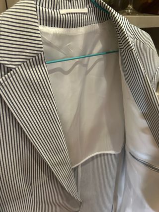 Chaqueta Rayas Blanca y Negra