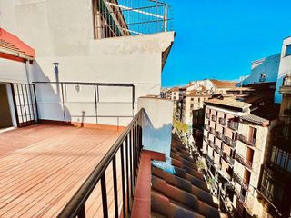 Ático en alquiler en Palacio en Madrid