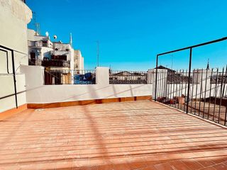 Ático en alquiler en Palacio en Madrid