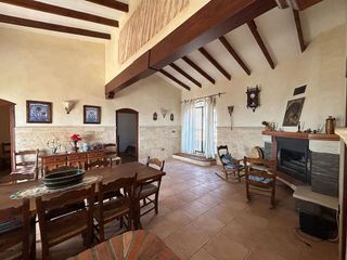 Chalet en venta en Novelda