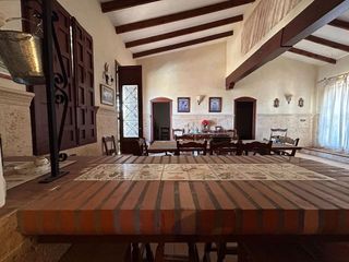 Chalet en venta en Novelda