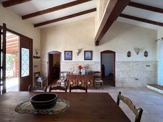 Chalet en venta en Novelda