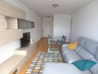 Piso en alquiler en Centro en Gijón