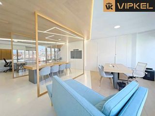 Oficina en alquiler en Ensanche en Coruña (A)