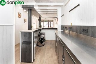 Local comercial en venta en Barrio de Zaidín en Granada
