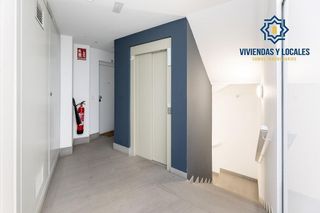 Piso en venta en Camino de Ronda - Rosaleda en Granada