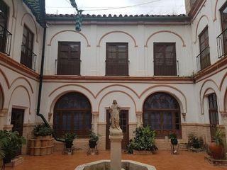 Edificio en alquiler en Écija