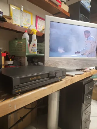 Videoregistratore Sanyo HQ VHS d5670I