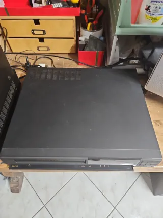 Videoregistratore Sanyo HQ VHS d5670I