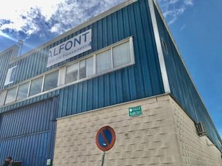 Nave industrial en venta en Valencina de la Concepción