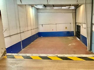 Nave industrial en venta en Valencina de la Concepción