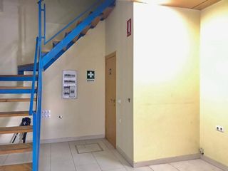 Nave industrial en venta en Valencina de la Concepción