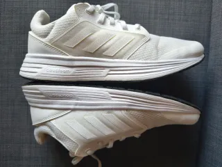 Scarpe sportive Adidas unisex taglia 43.5