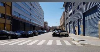 Nave industrial en alquiler en El Bon Pastor en Barcelona
