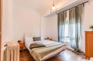 Piso en alquiler en Niño Jesús en Madrid