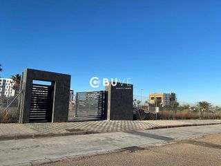 Terreno en venta en Montequinto en Dos Hermanas