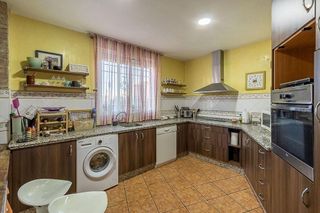 Chalet en venta en Residencial Triana - Barrio Alto en Gabias (Las)