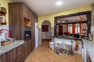 Chalet en venta en Residencial Triana - Barrio Alto en Gabias (Las)