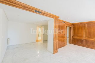 Piso en alquiler en San Pascual en Madrid