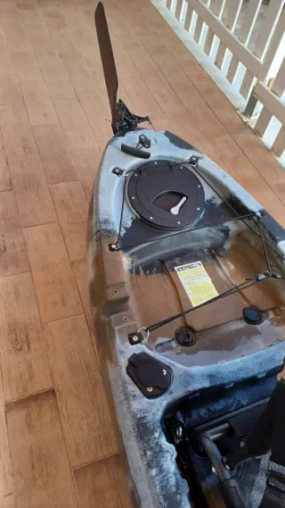 Kayak de pesca con pedales