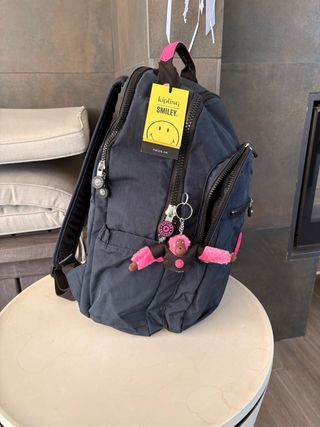 Mochila Kipling Smiley Azul Marino y Rosa