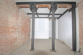 Local comercial en venta en Pacífico en Madrid