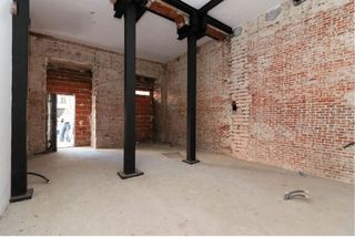 Local comercial en venta en Pacífico en Madrid
