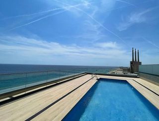 Dúplex en alquiler en Port en Badalona