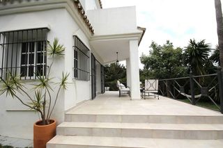 Chalet en alquiler en Los Naranjos - Las Brisas en Marbella
