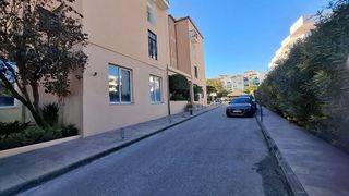 Piso en venta en Puerto Banús en Marbella