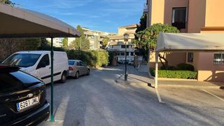 Piso en venta en Puerto Banús en Marbella