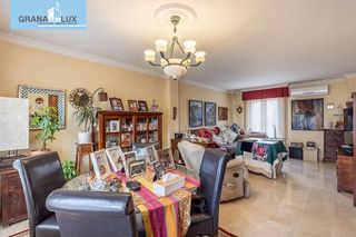 Chalet en venta en Huétor Vega