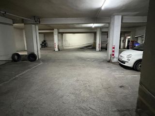 Garaje en alquiler en Areal – Zona Centro en Vigo