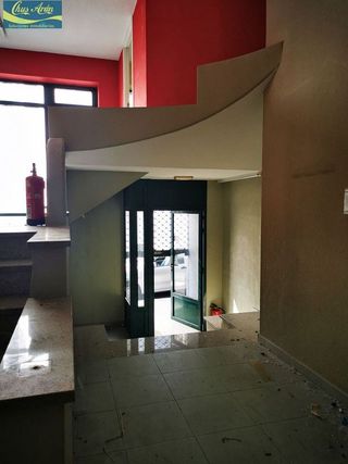 Local comercial en alquiler en Carballo