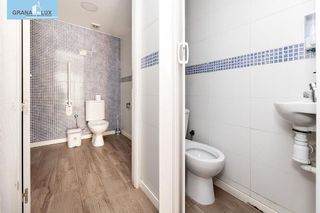Local comercial en venta en Barrio de Zaidín en Granada