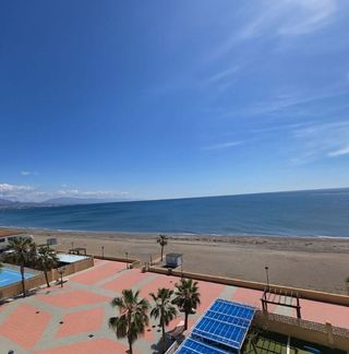 Piso en venta en Puerto de la Duquesa en Manilva