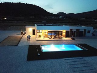 Chalet en venta en Pinós