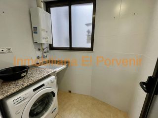 Piso en alquiler en Zona Avenida al Vedat en Torrent