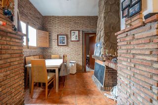 Casa adosada en venta en Avda. De los Ogíjares en Armilla