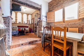 Casa adosada en venta en Avda. De los Ogíjares en Armilla