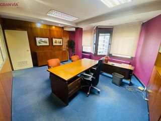 Oficina en alquiler en Centro en Logroño