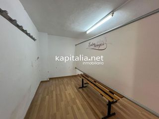 Local comercial en venta en Ontinyent