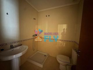 Local comercial en venta en Ventiun en Ourense