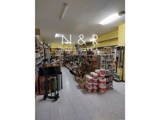 Local comercial en venta en Castiñeiriño - Cruceiro de Sar en Santiago de Compostela
