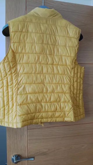 Chaleco acolchado amarillo dorado talla XXL